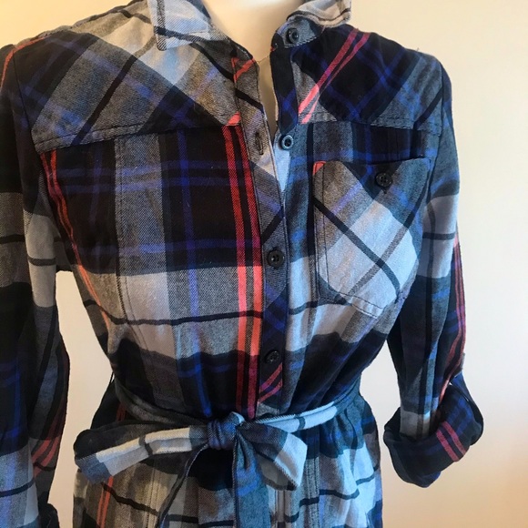 Mid-thigh Flannel w/Tie - Picture 2 of 6